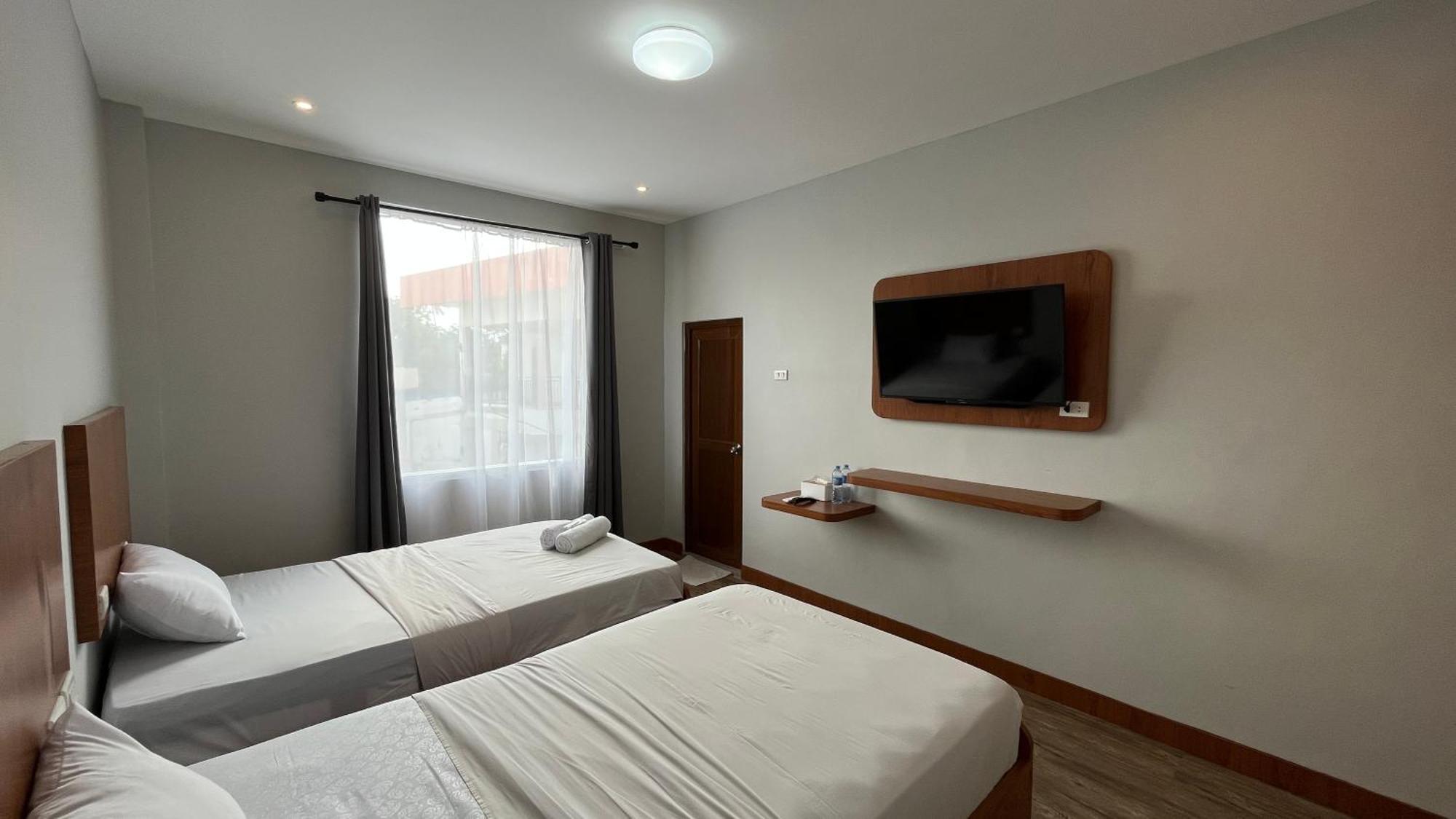 Reddoorz Premium At Jalan Diponegoro Lampung Hotel Bandar Lampung Exterior photo