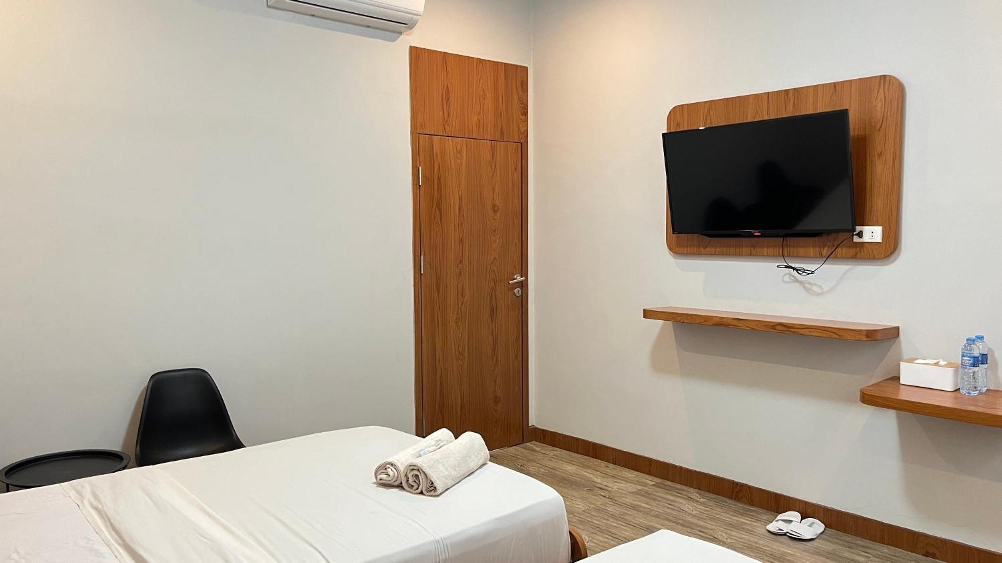 Reddoorz Premium At Jalan Diponegoro Lampung Hotel Bandar Lampung Exterior photo